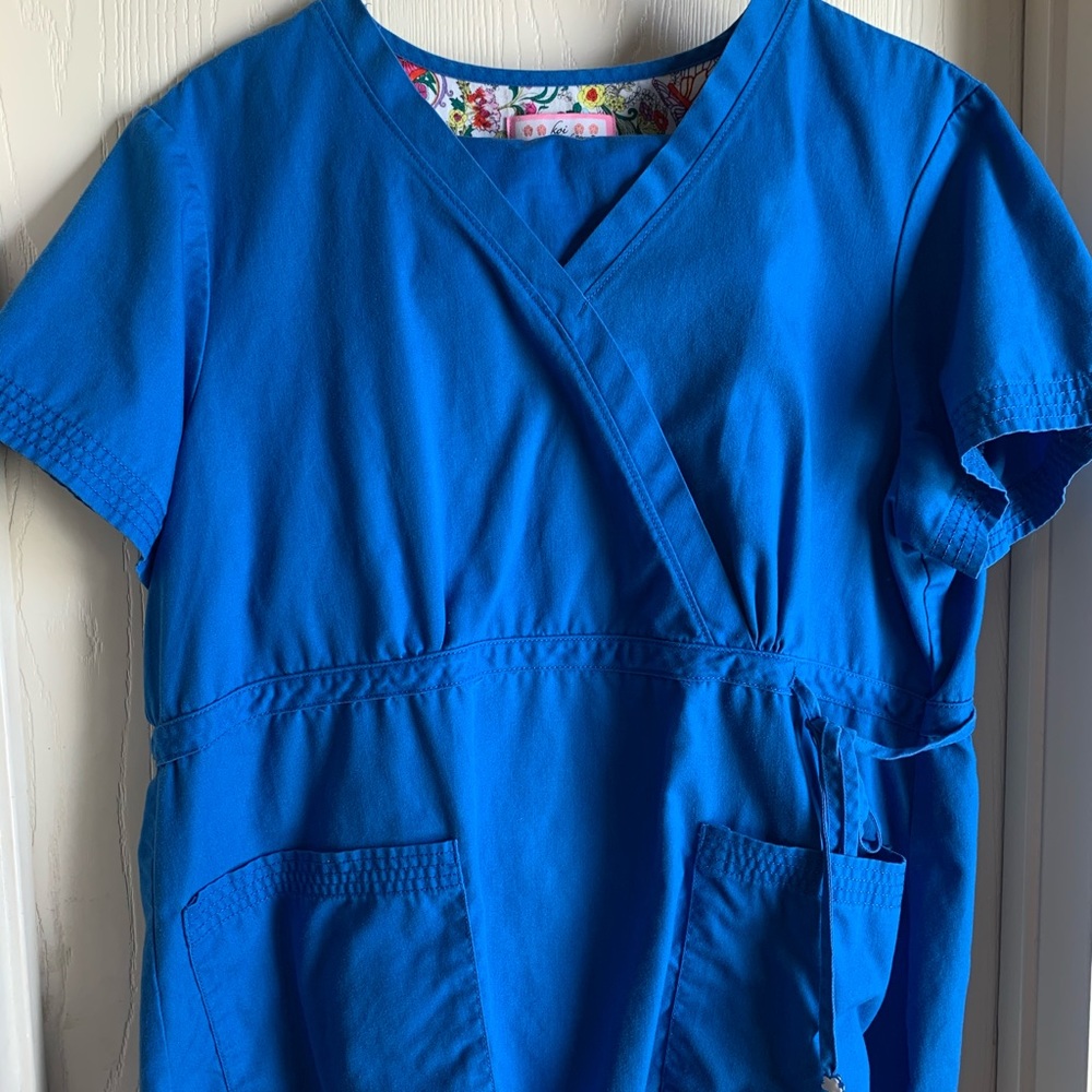 Royal Blue Koi scrub set top and pant XL